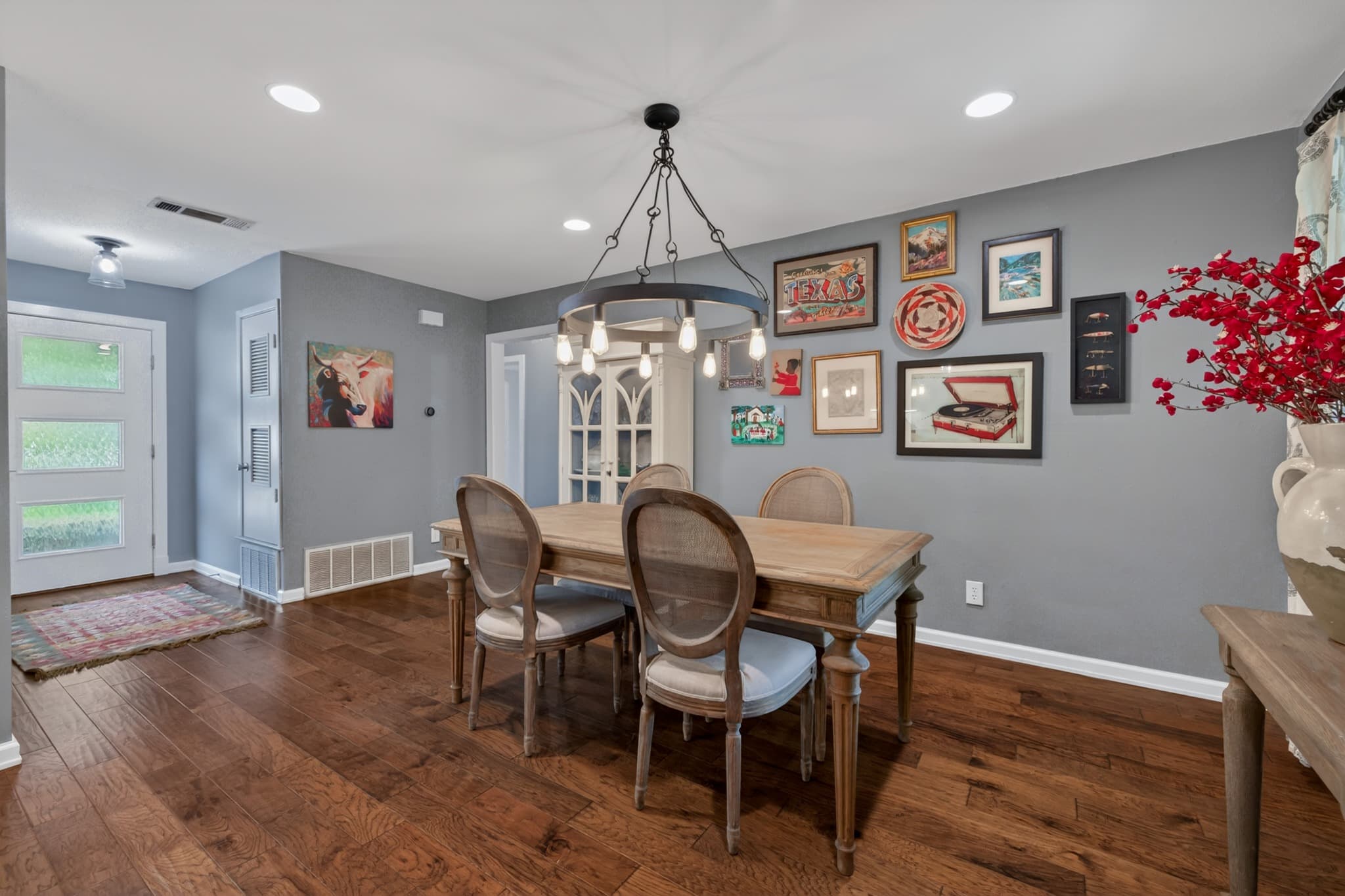 Gallery image 3