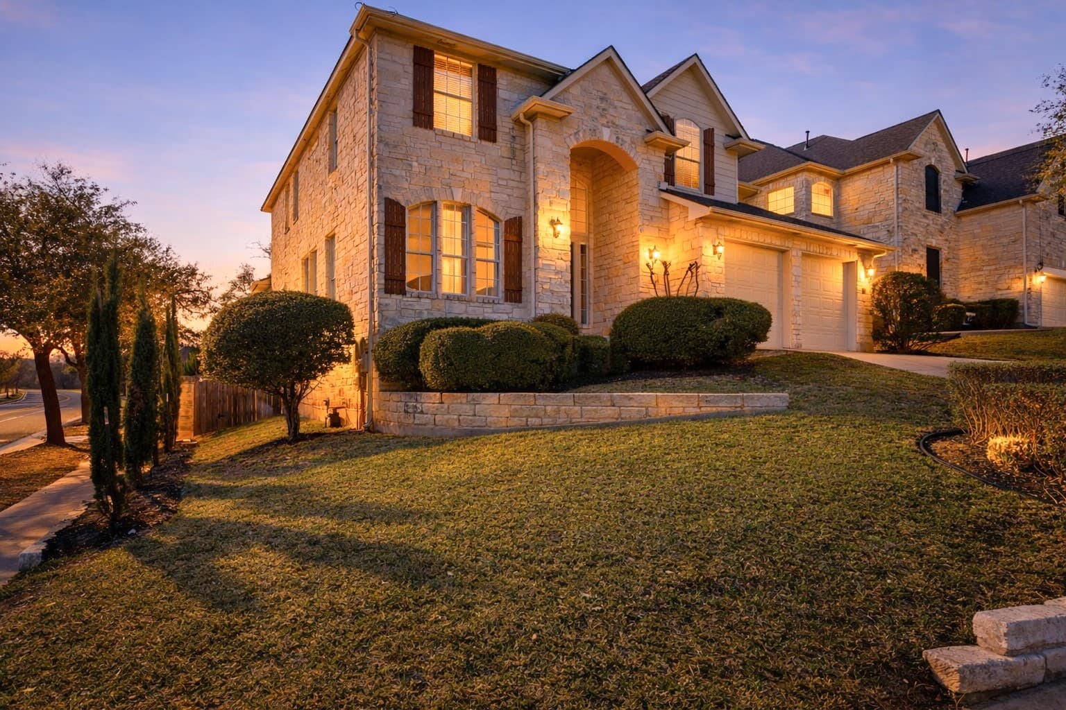 9400 Savannah Ridge Dr