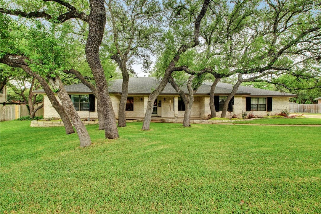 3006 Quail Run Dr