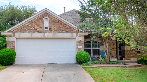 Main property image