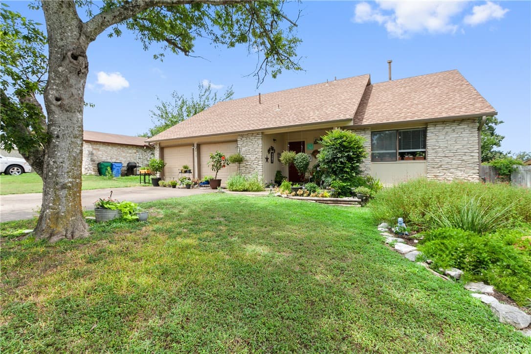 415 Greenway Dr