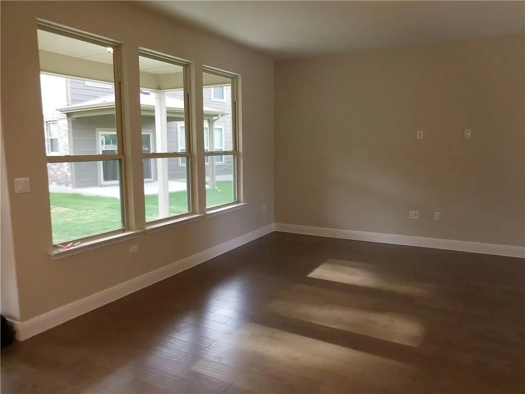 Gallery image 4