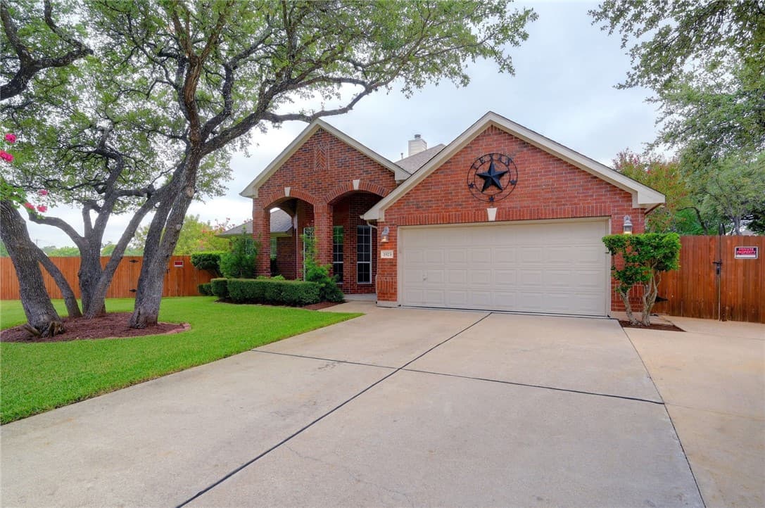 1923 Rutherford Dr