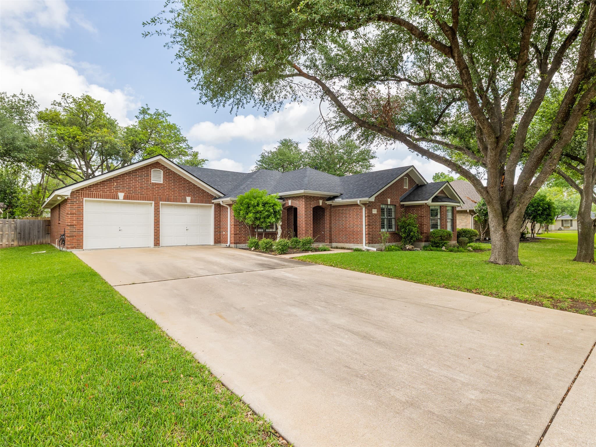 1304 Sagewood Dr