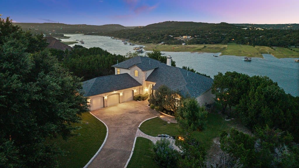 17312 Northlake Hills Dr