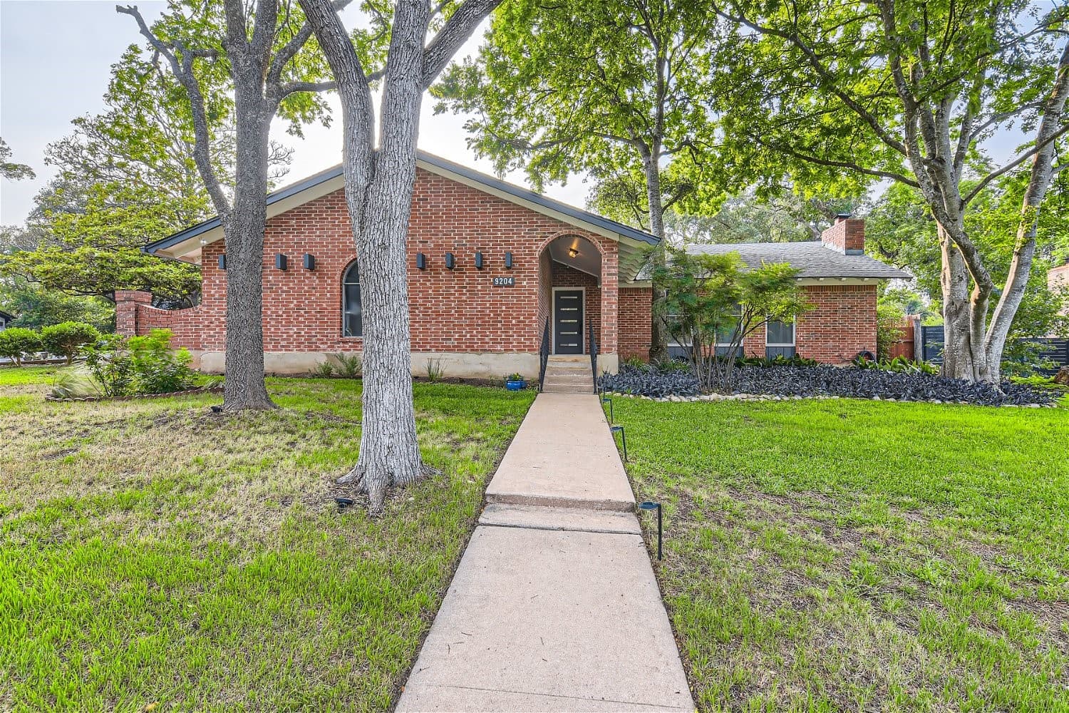 9204 Collingwood Dr
