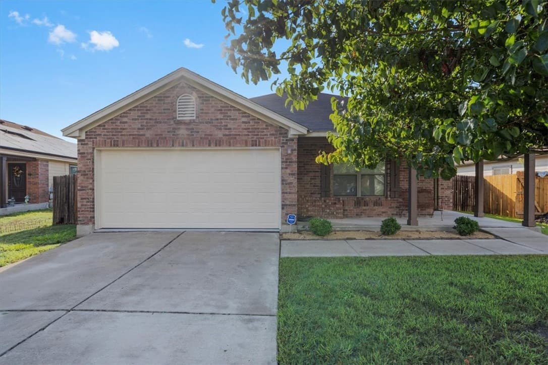 5617 Alomar Cv