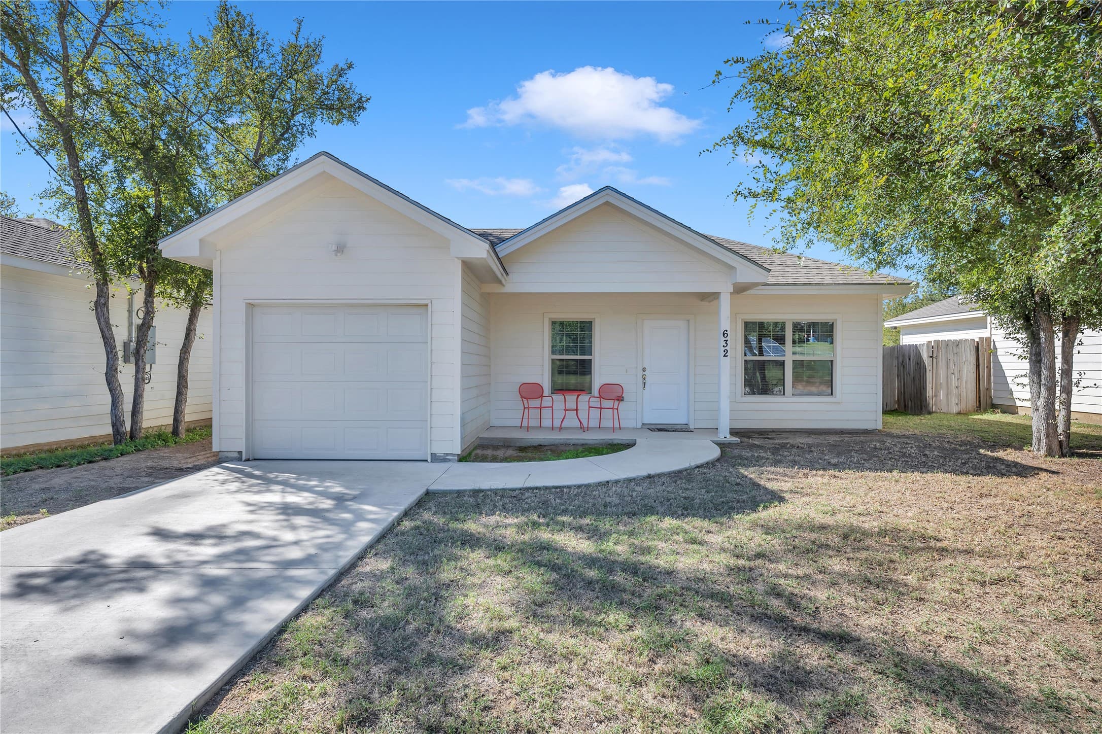 632 Brookwood