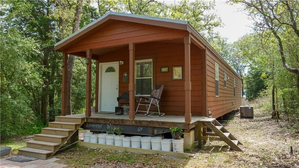 4644 County Road 448