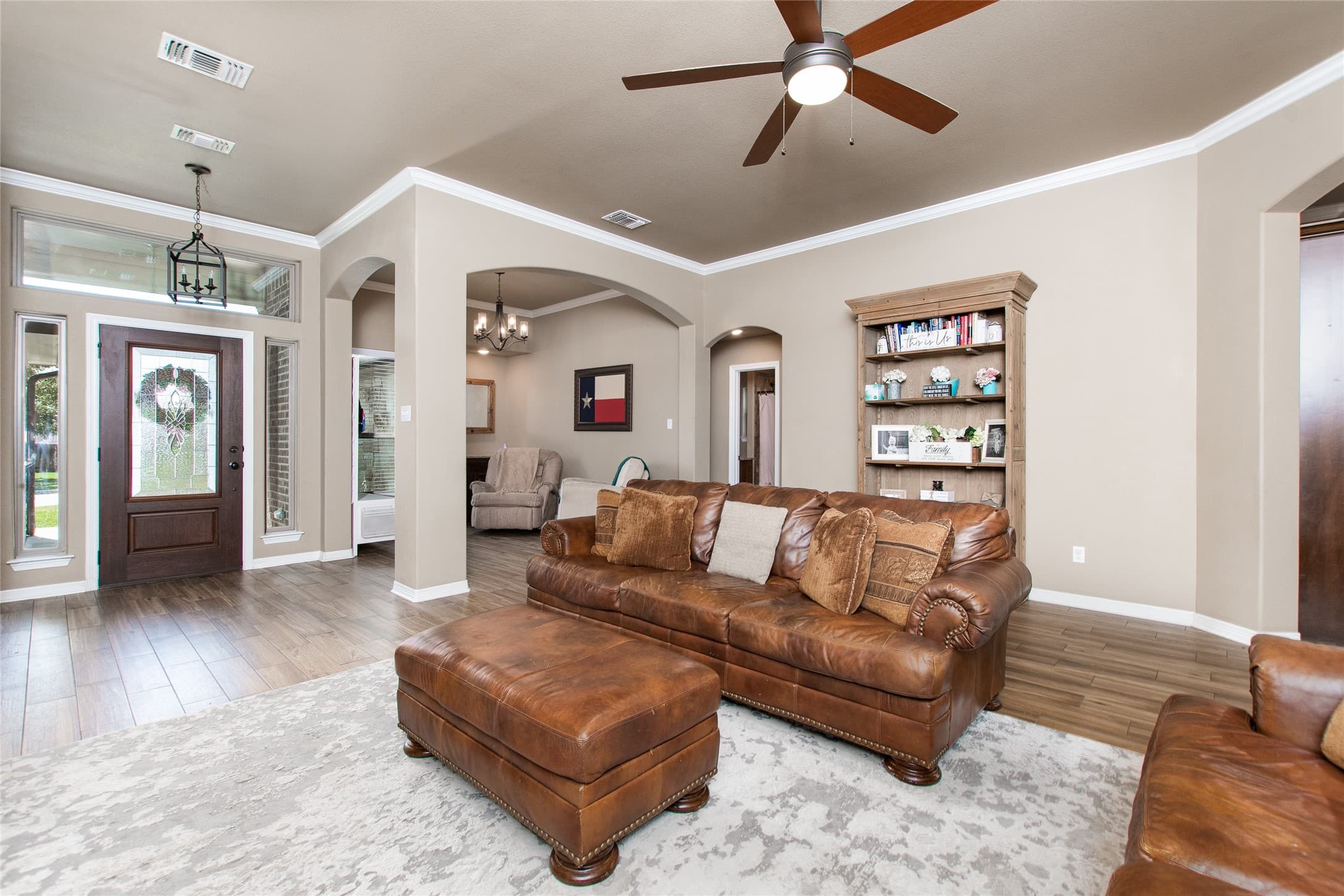 Gallery image 2