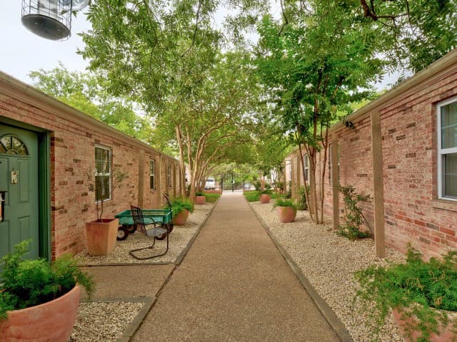 Gallery image 2