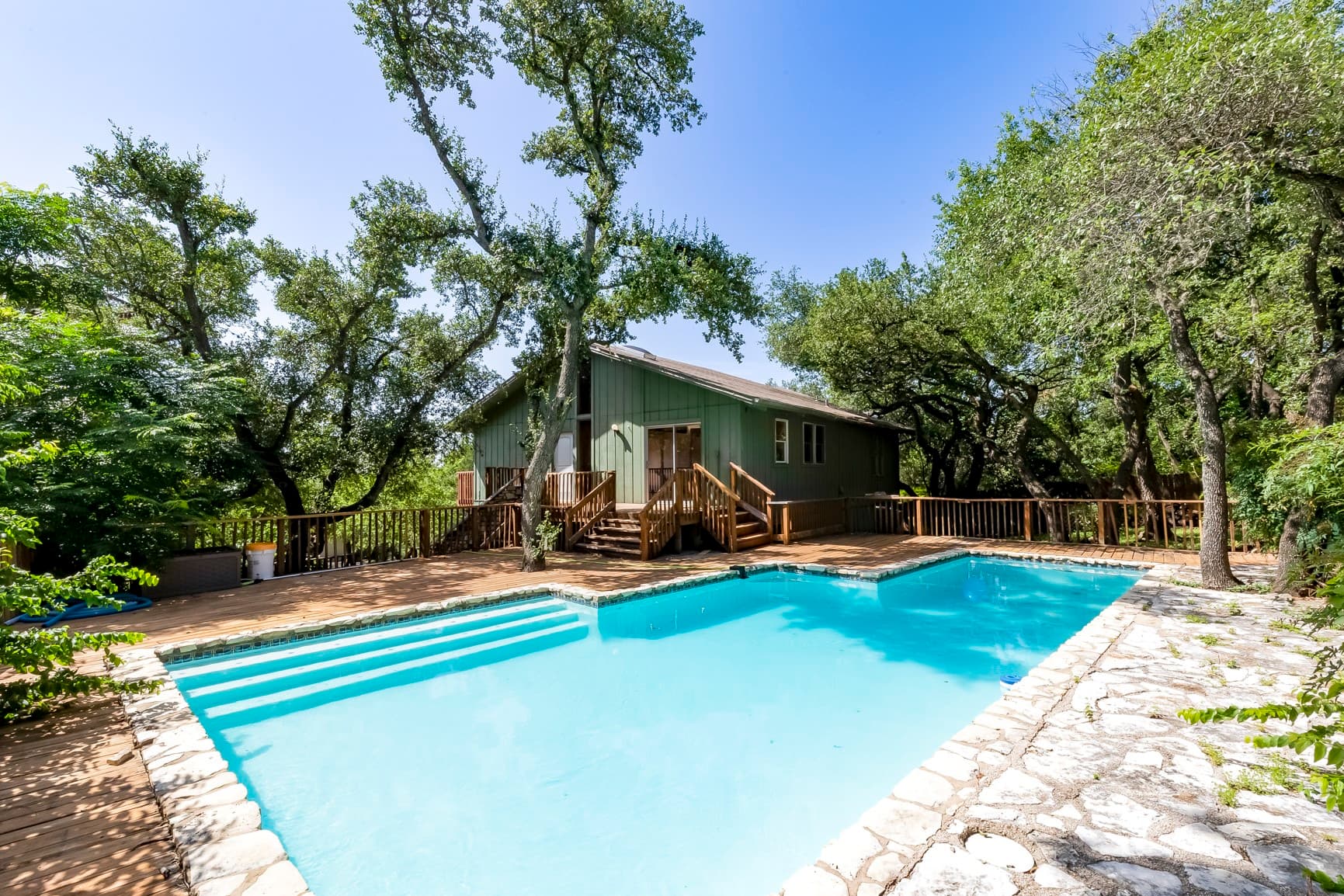 208 Westhaven Dr