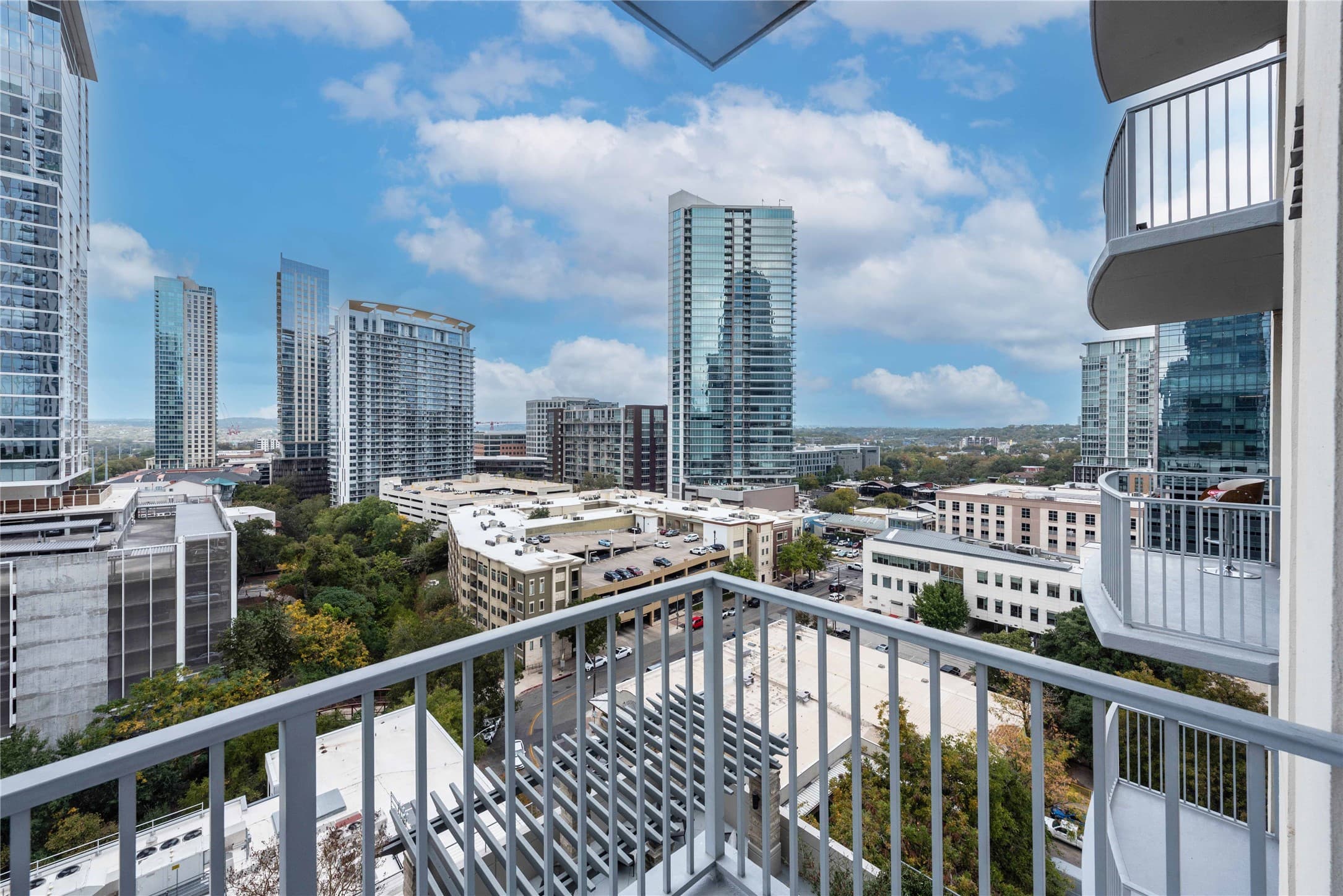360 Nueces St Apt 1214