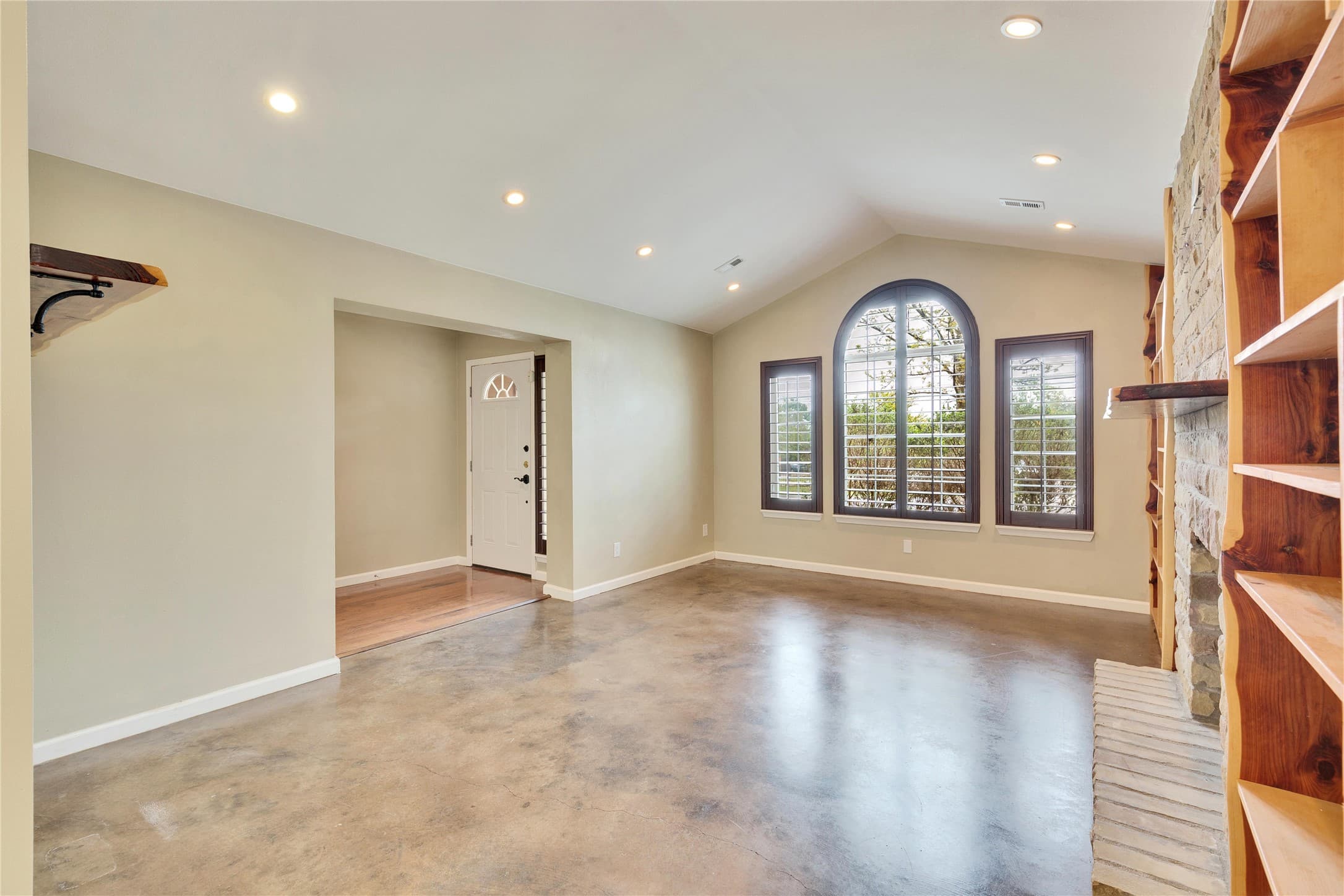 Gallery image 4