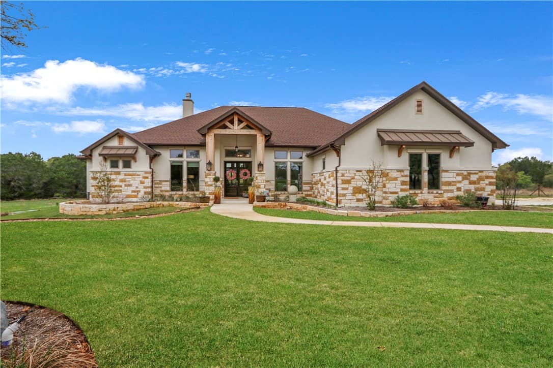 351 E Meadow Ln