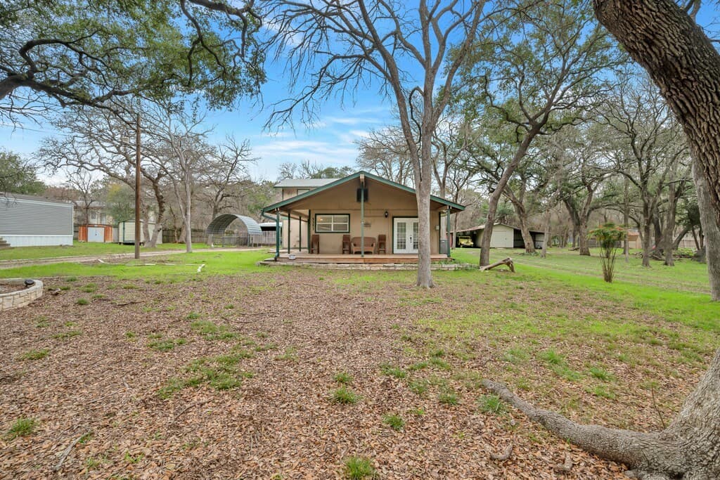 5353 Shoal Dr