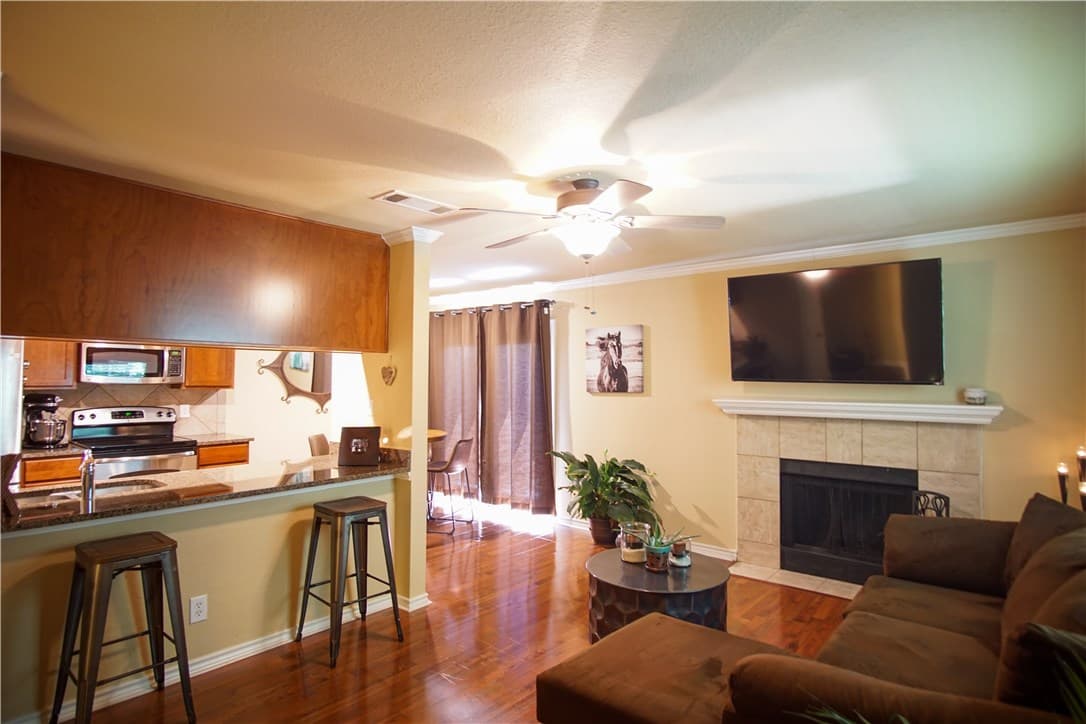 6700 Cooper Ln Apt 11