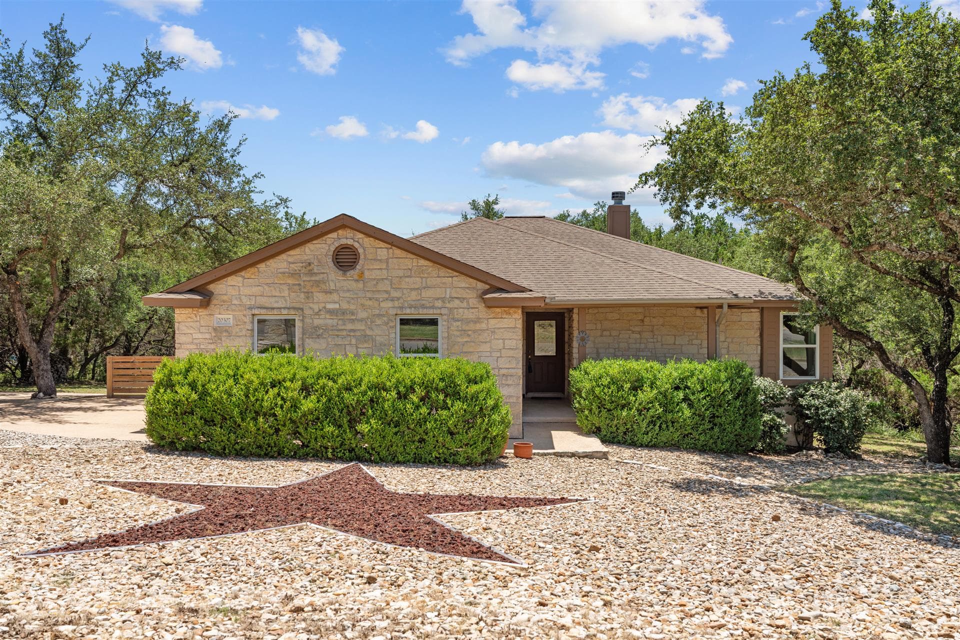 20307 Highland Lake Dr
