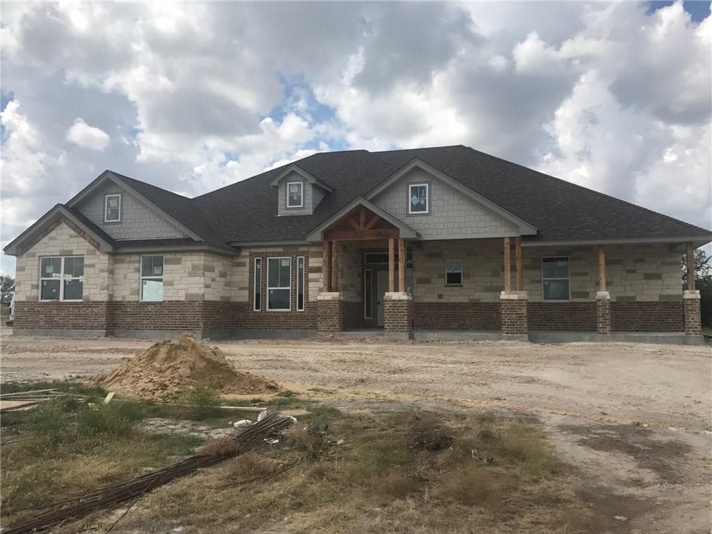 4000 S Highway 281