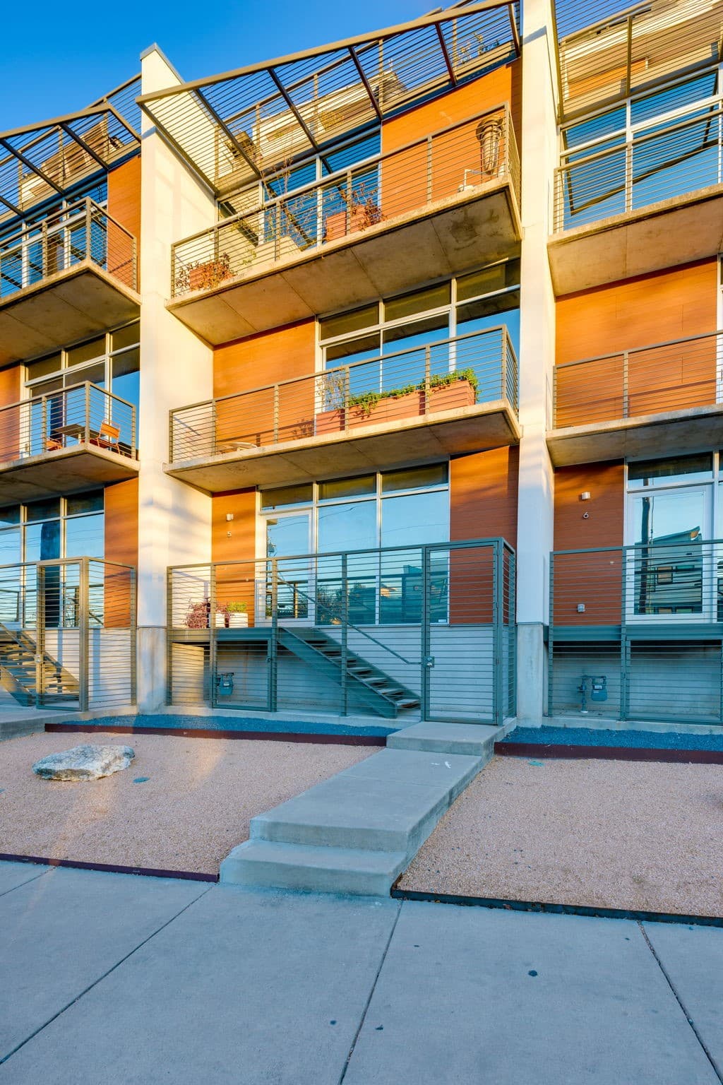 2301 S 5th St Apt 5