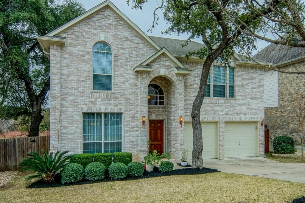 9009 Sautelle Ln