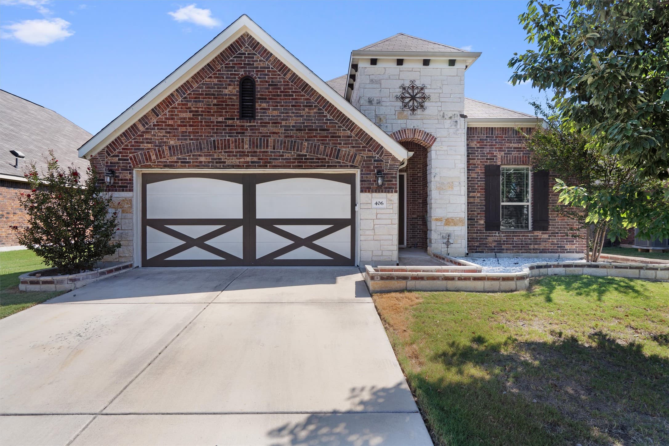 406 Farm Creek Dr