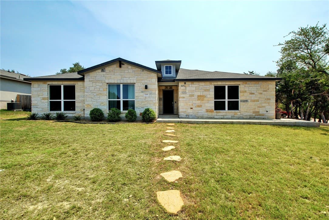 2201 Vicksburg Cv