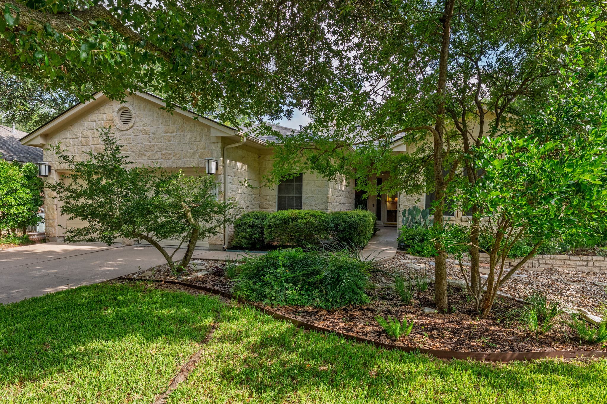 11513 Medallion Ln