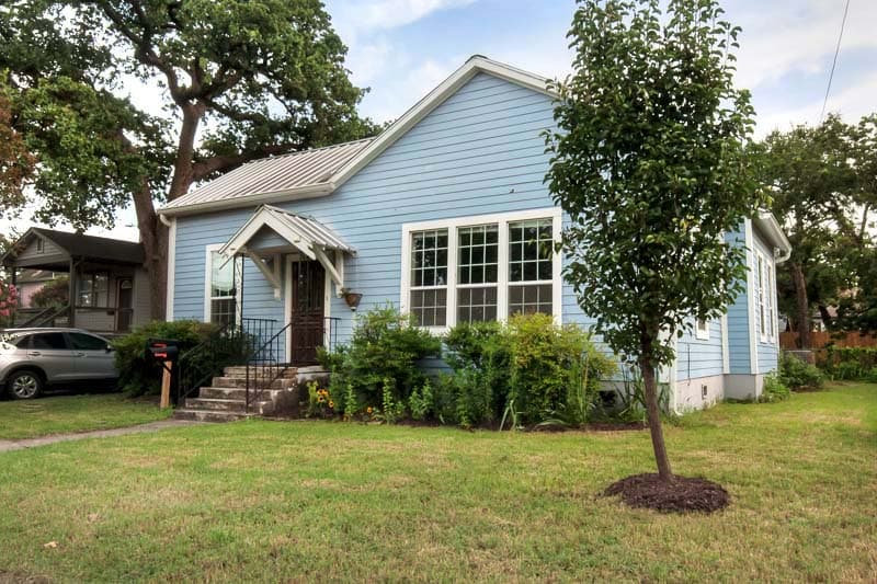 609 West Ave