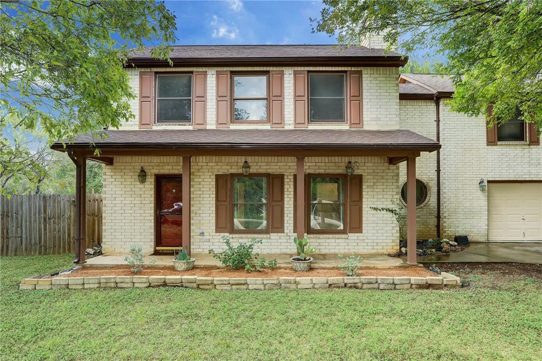372 Lamaloa Ln