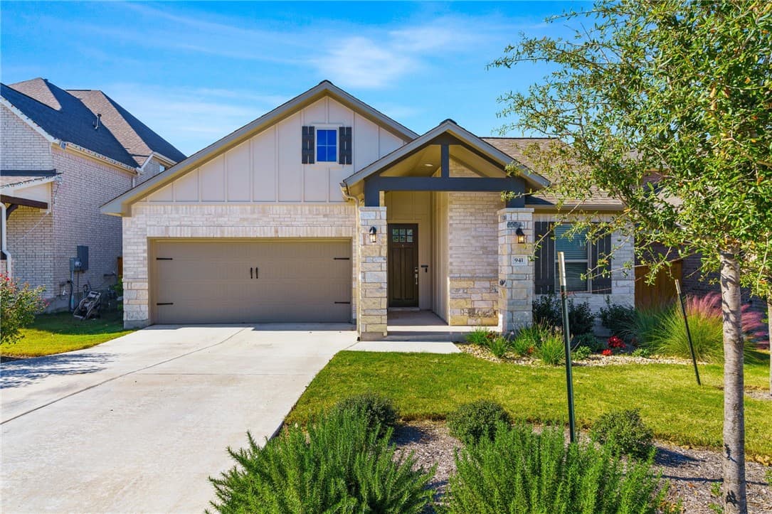 Main property image