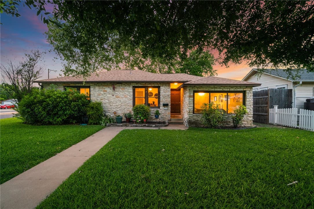 5700 Chesterfield Ave