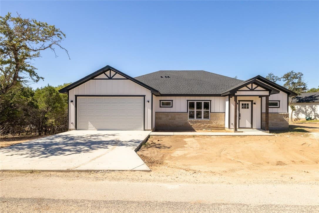 52 Acacia Dr