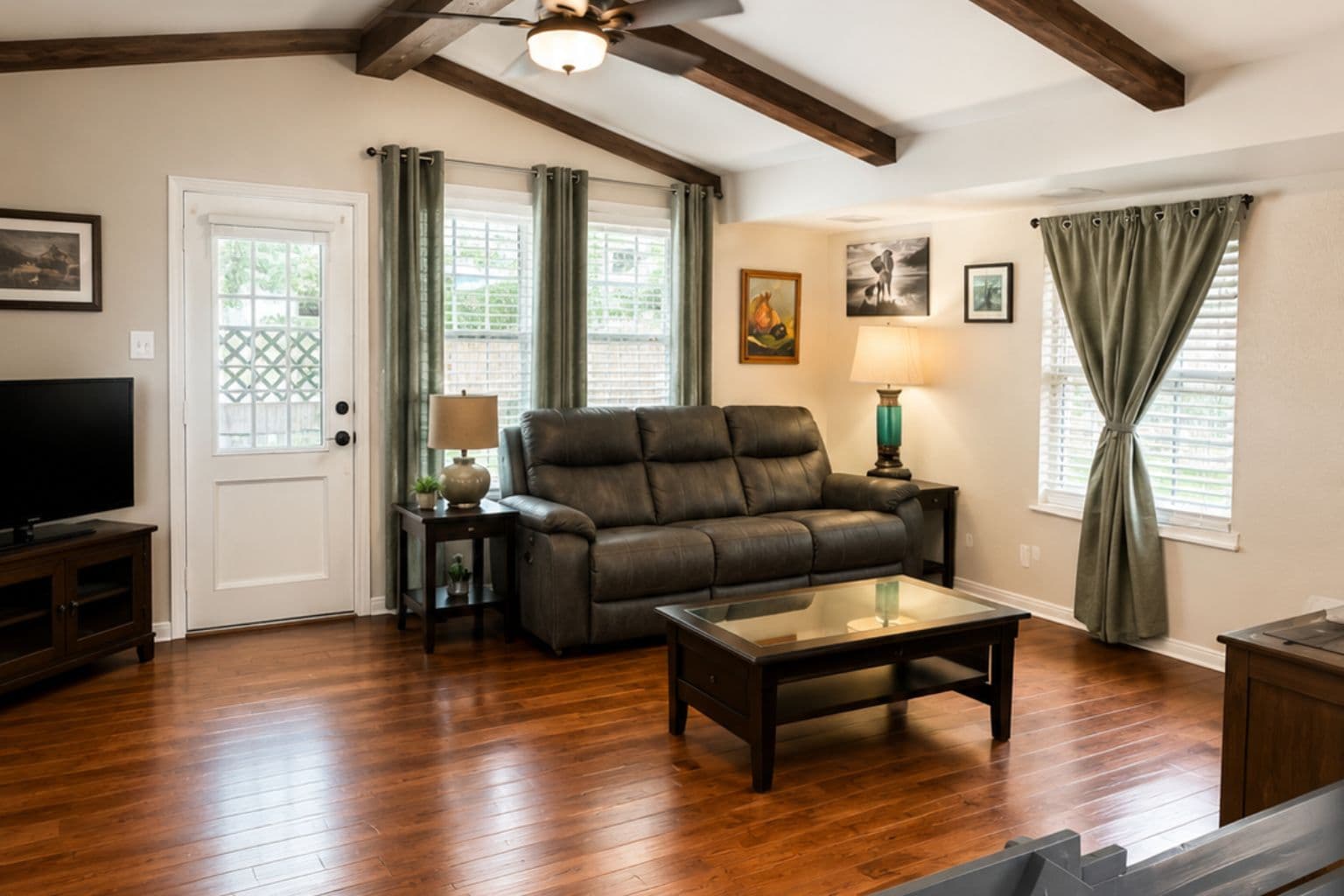 Gallery image 3
