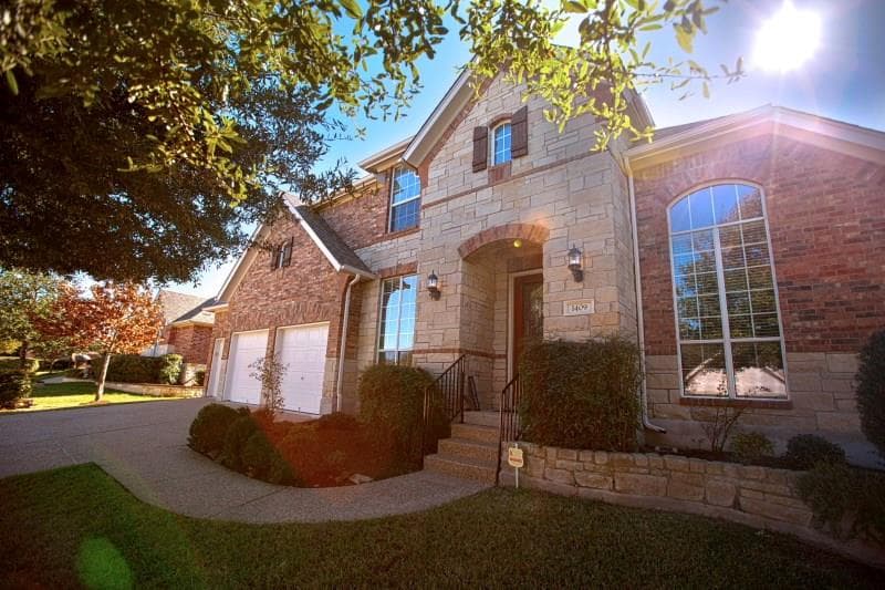 1409 River Forest Dr