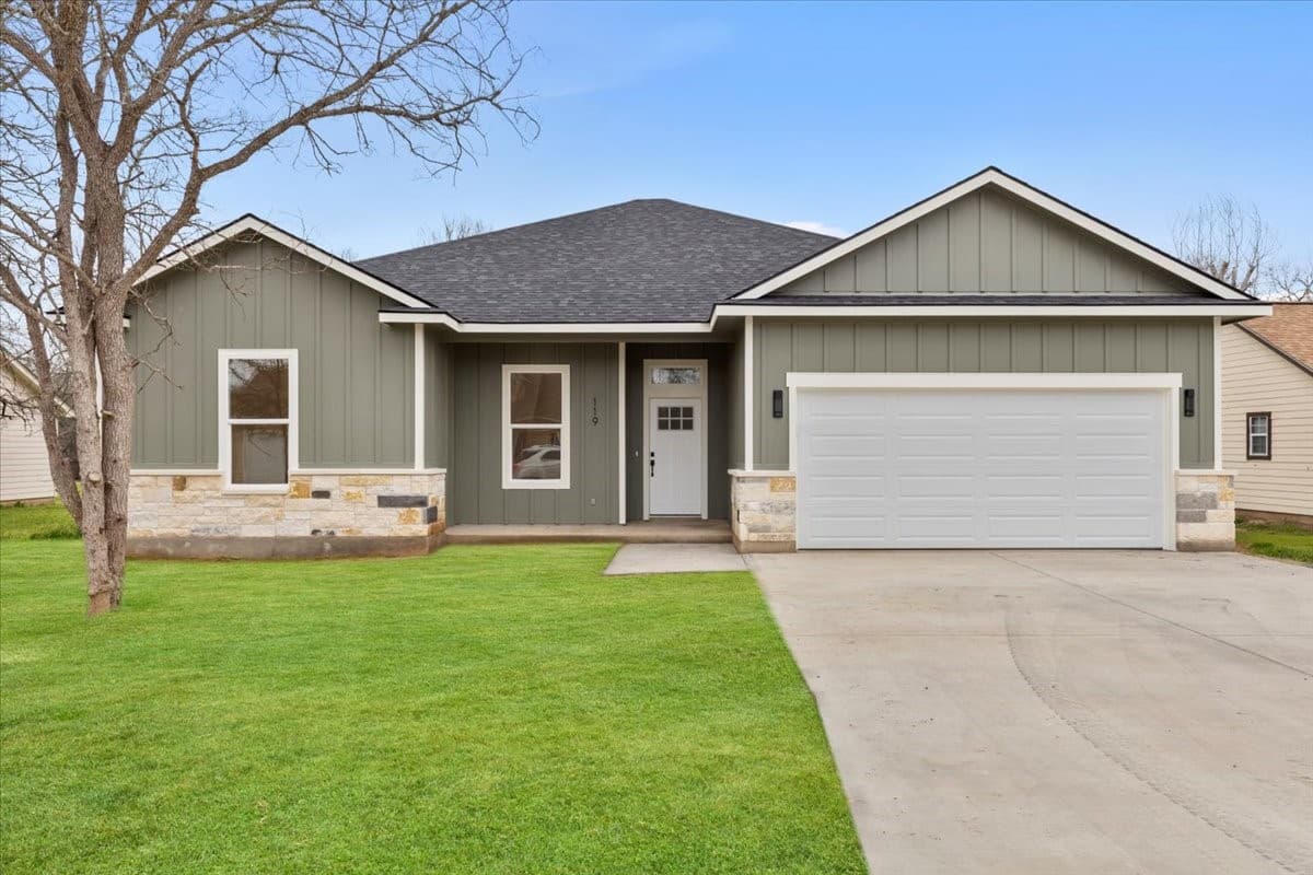 Main property image