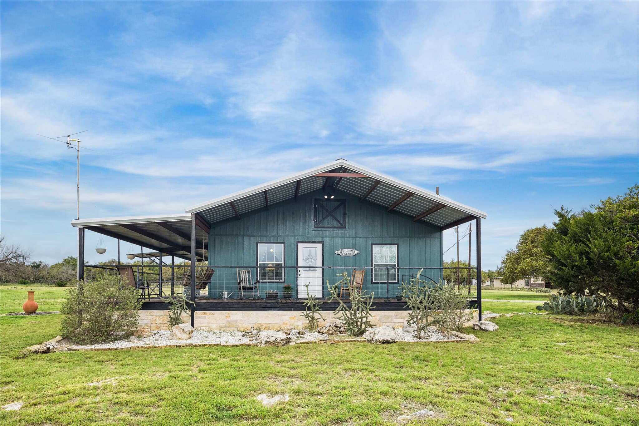 129 N Rolling Oaks Ln