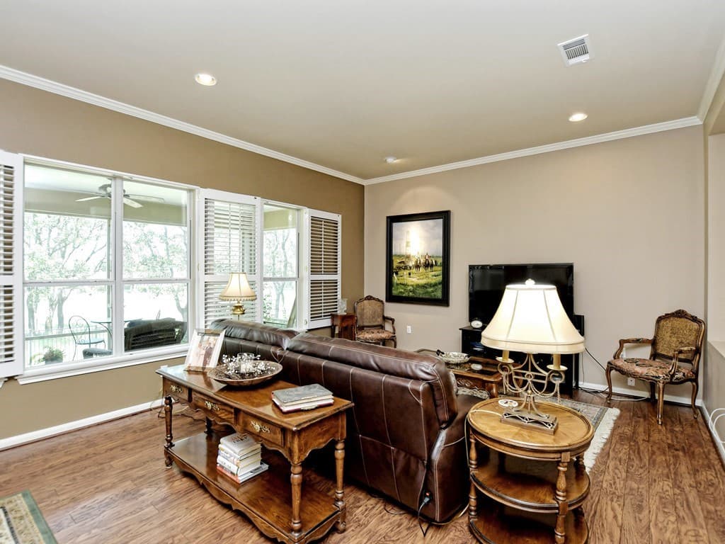 Gallery image 2