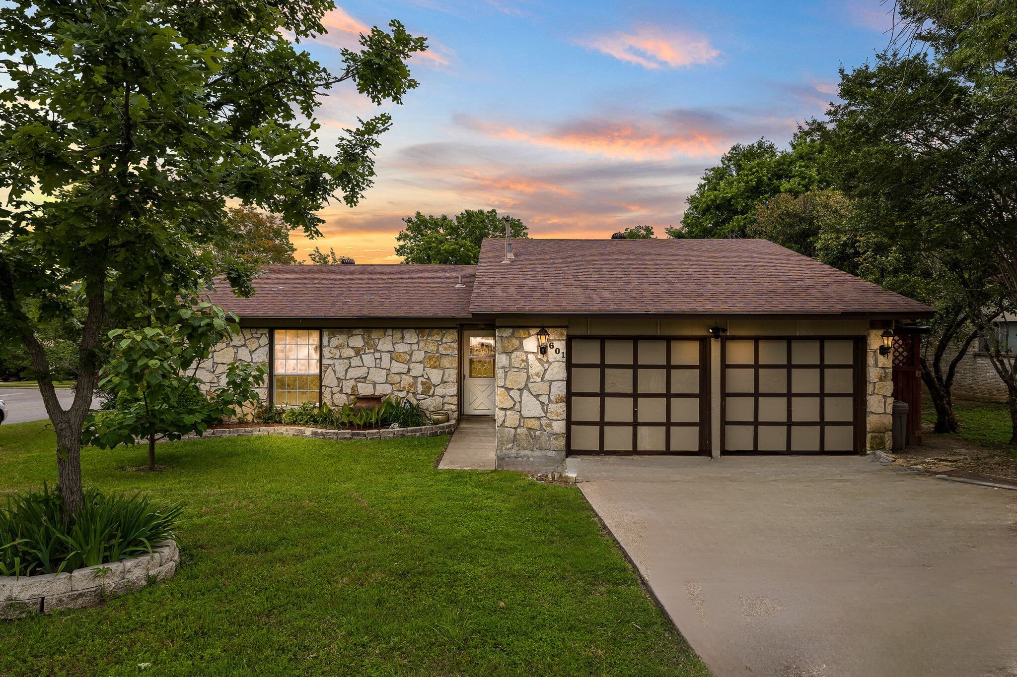 601 Candleberry Cir