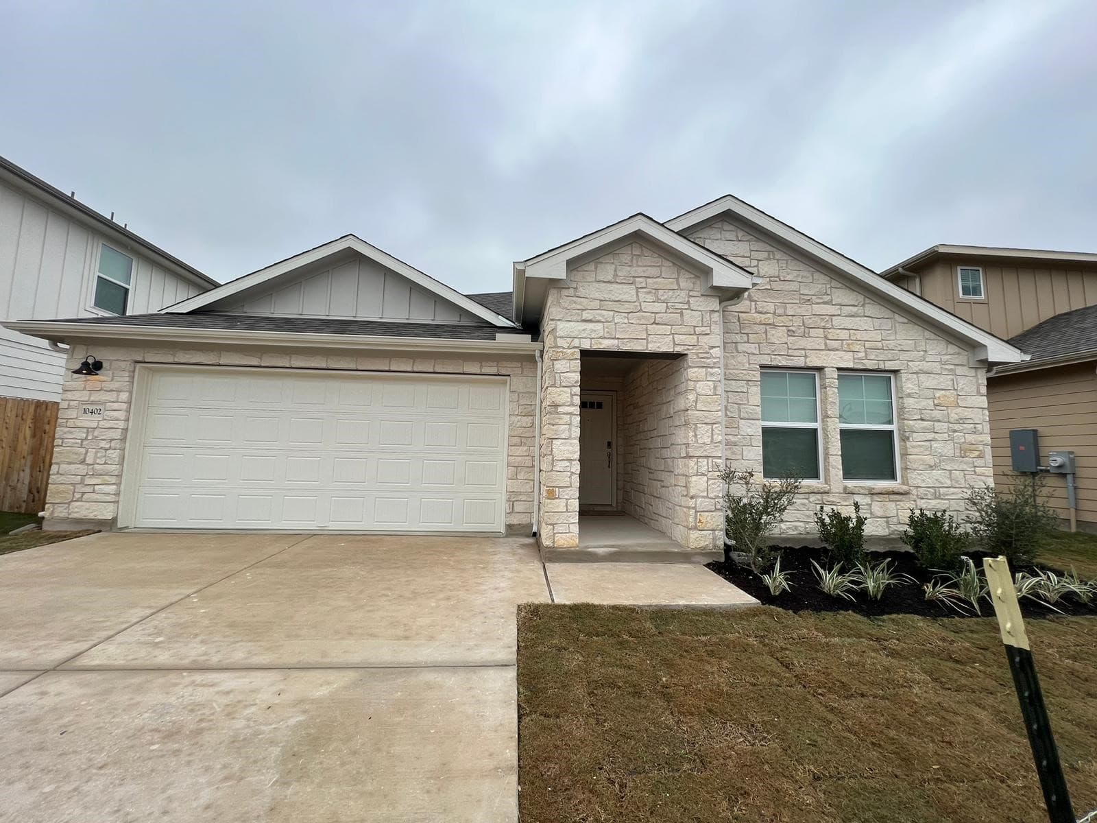 10402 Mager Ln