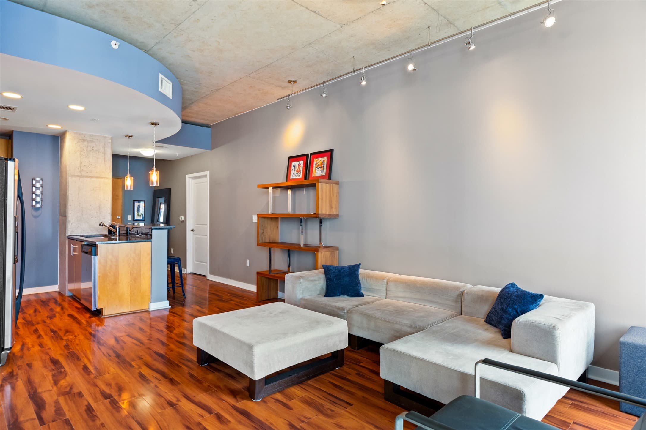 Gallery image 4