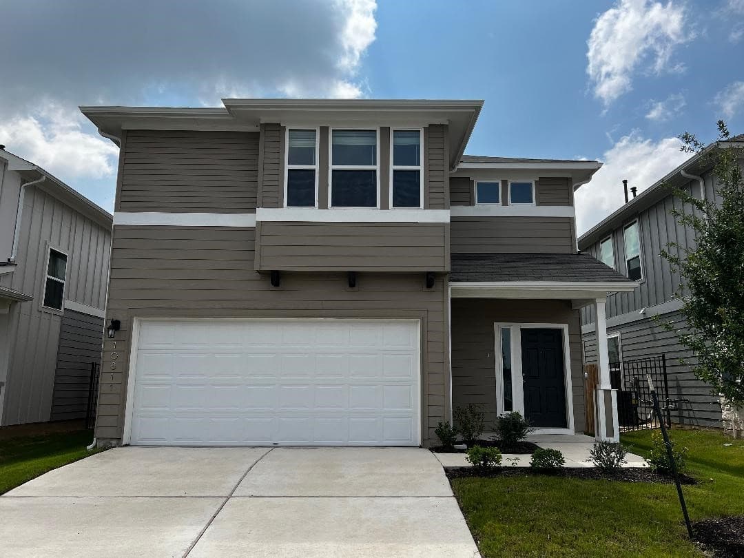 10811 Sentinel Dr