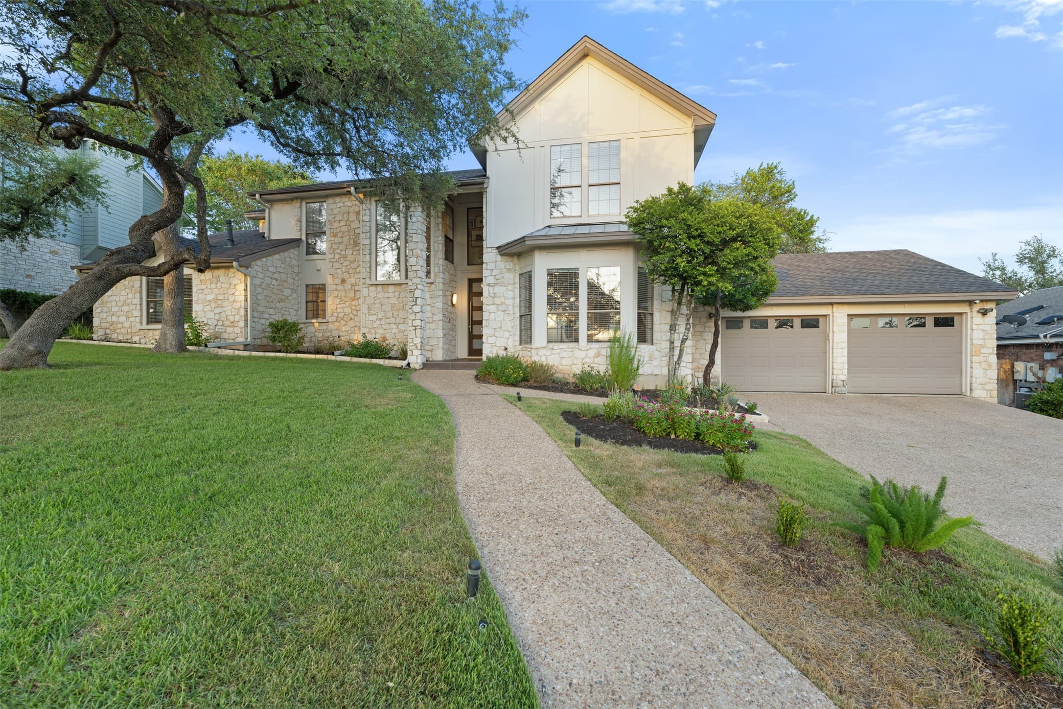4002 Firstview Dr