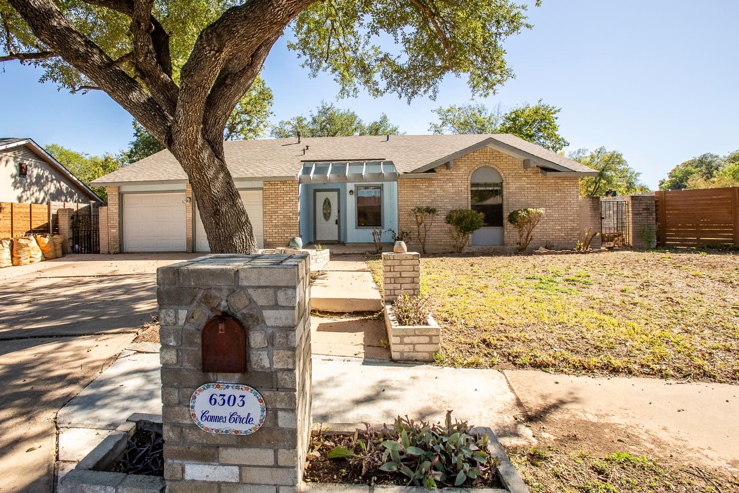 Main property image
