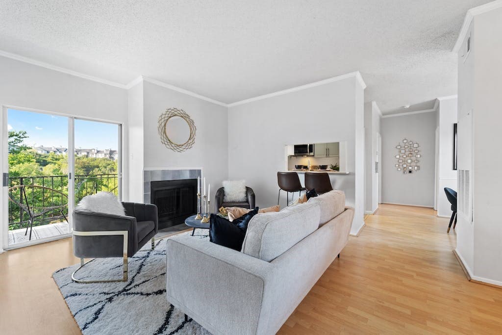 12166 Metric Blvd Apt 380