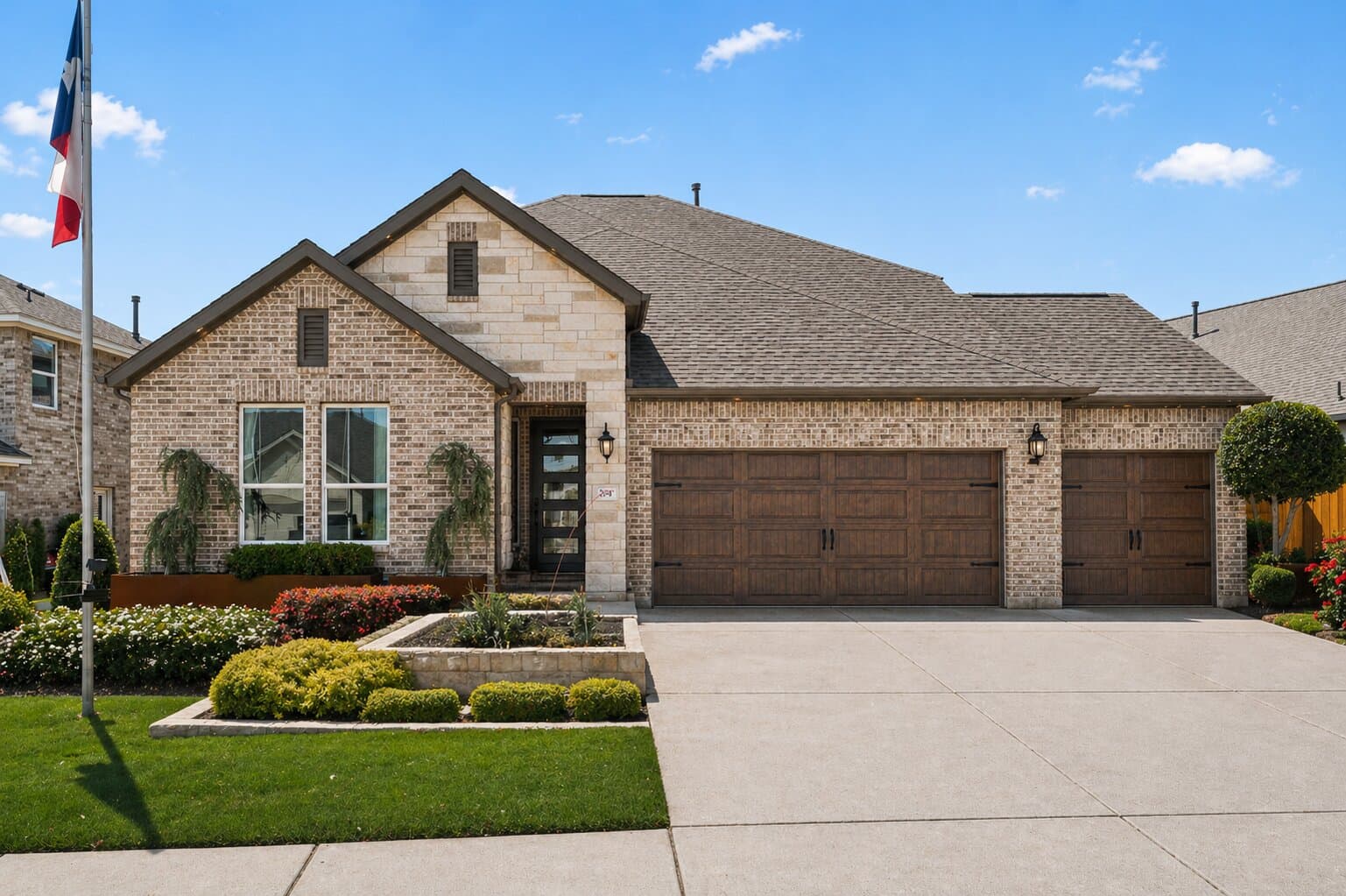 204 Barton Oak Trl