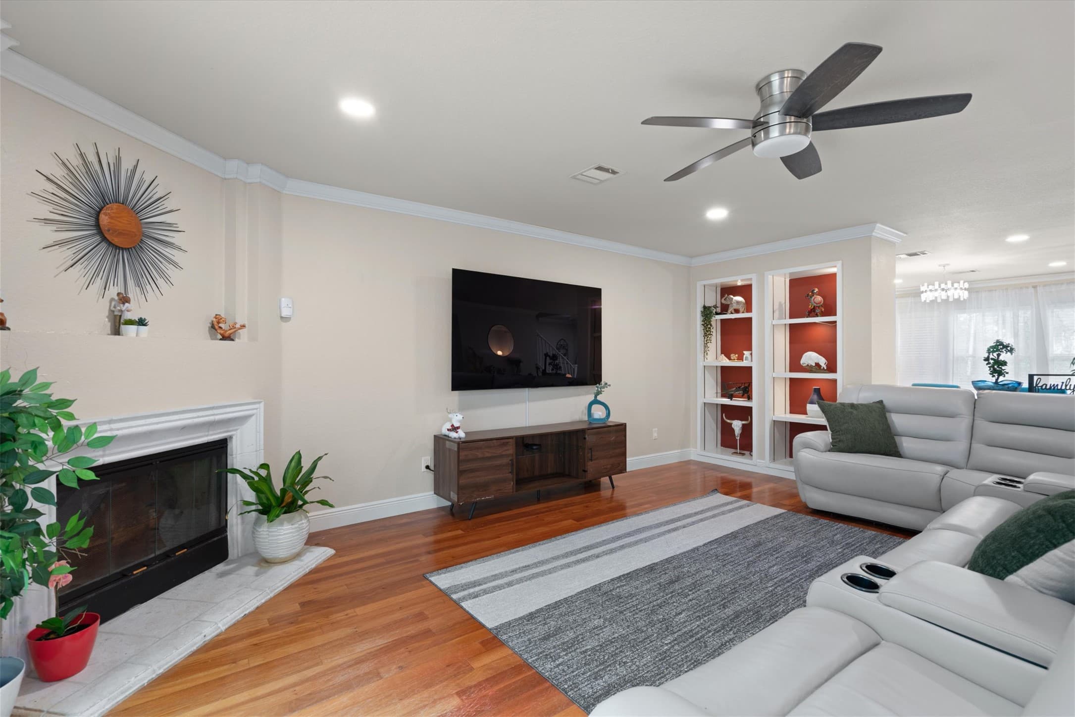 Gallery image 2