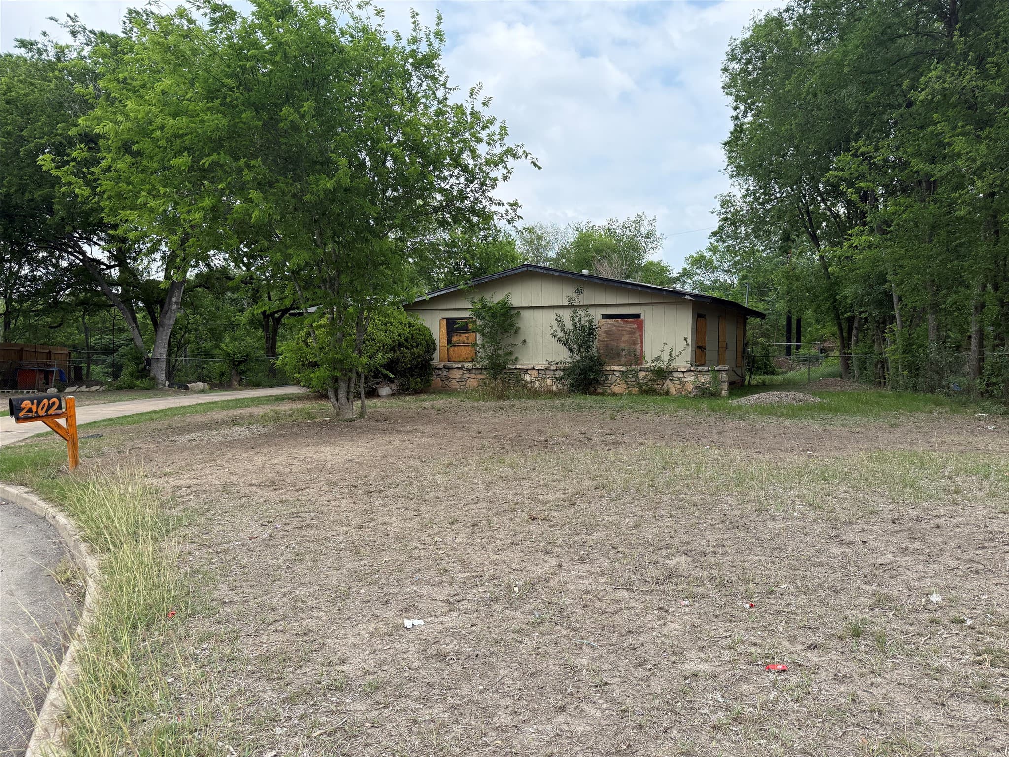 2102 Andros Pl