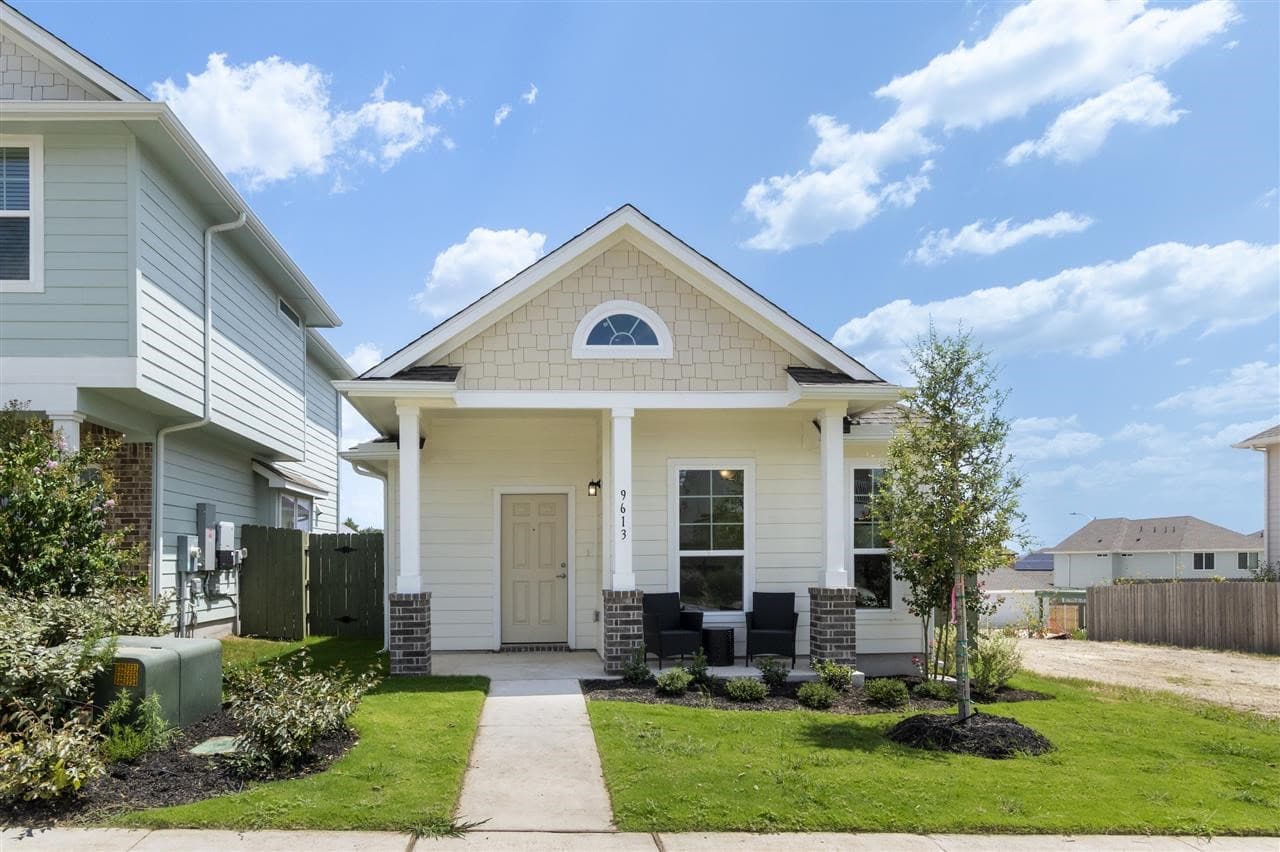 9613 Morning Iris Dr