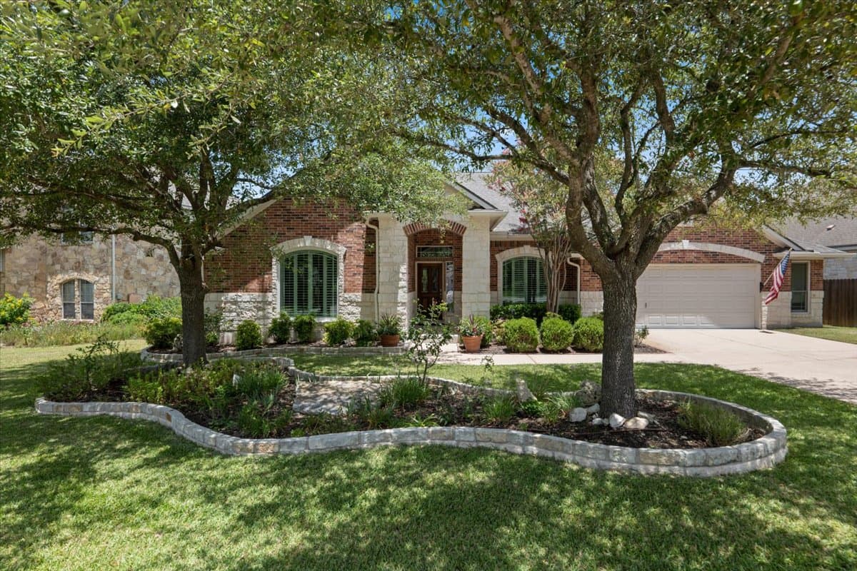 Main property image